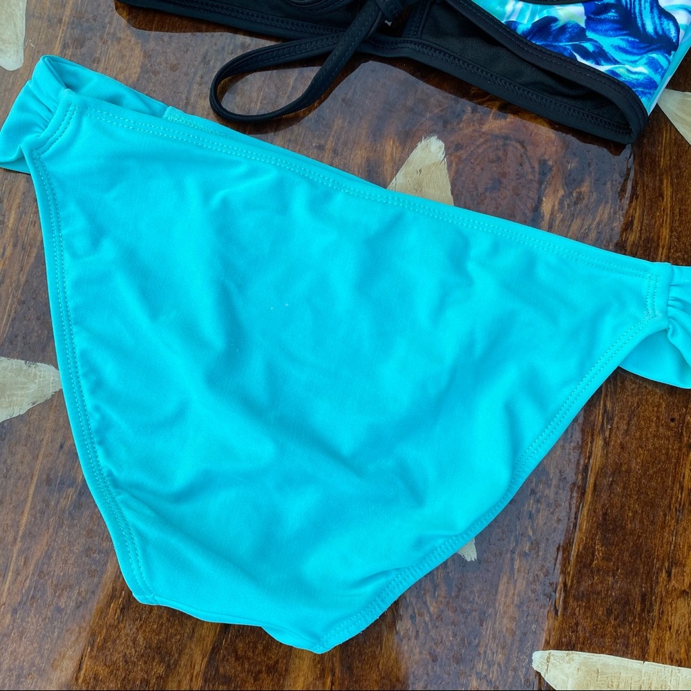 Two Piece Swimsuit - Picture 6 of 10